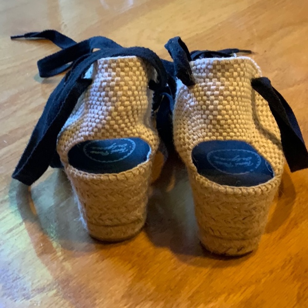 Authentic Espadrilles from Barcelona - Picture 2 of 7